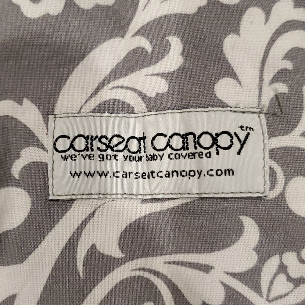 Carpet canopy - Picture 2 of 5